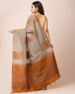 Women Floral Woven Banarasi Saree with Contrast Border - Image 3
